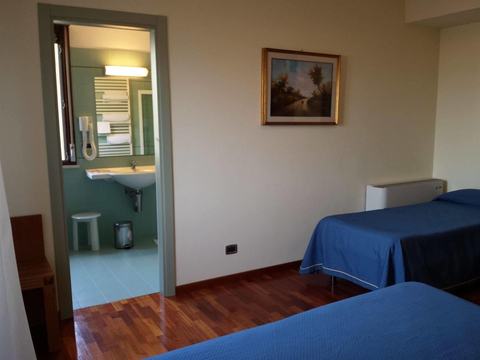 Hotel Il Castellaccio 피치오네 외부 사진